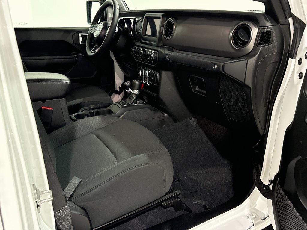 used 2023 Jeep Gladiator car, priced at $27,770