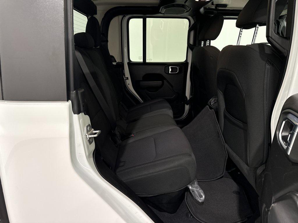 used 2023 Jeep Gladiator car, priced at $27,770