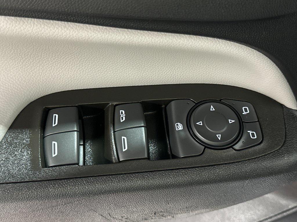 used 2023 Chevrolet Equinox car, priced at $19,985