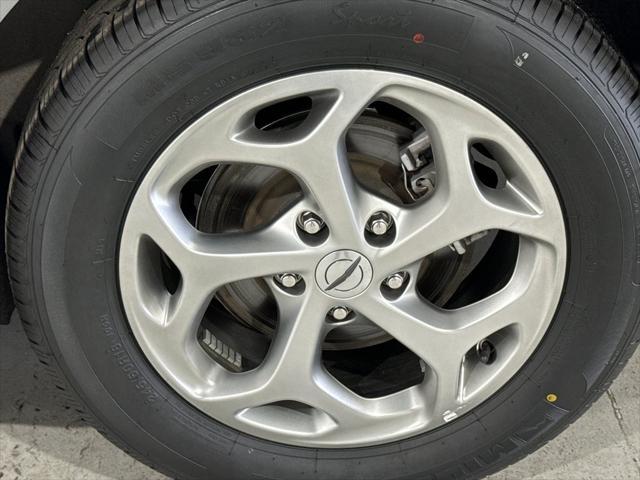 used 2023 Chrysler Pacifica car, priced at $29,674