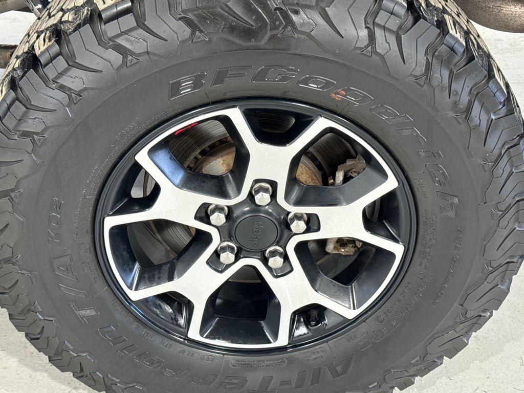 used 2020 Jeep Gladiator car, priced at $30,955