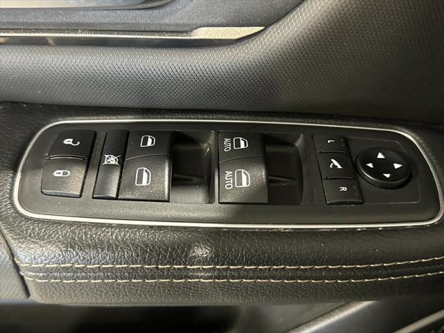 used 2021 Ram 1500 car, priced at $33,711