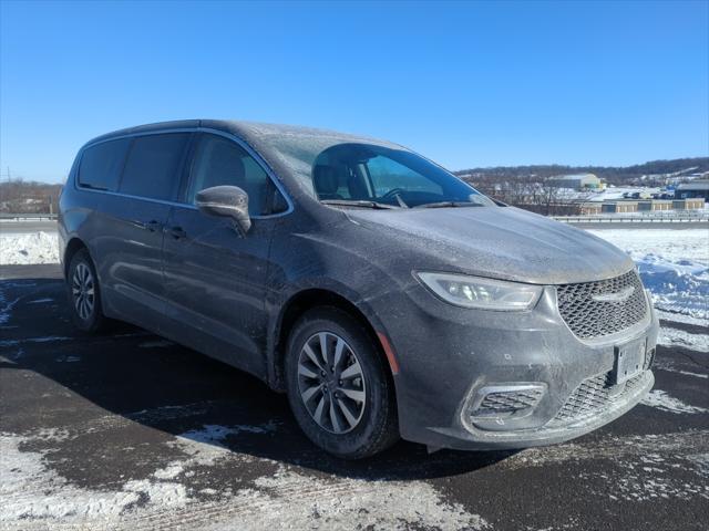 used 2023 Chrysler Pacifica Hybrid car, priced at $25,970