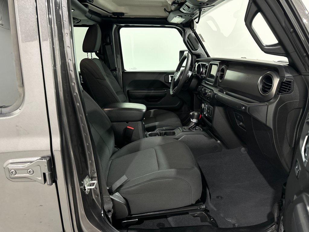 used 2023 Jeep Gladiator car, priced at $30,952
