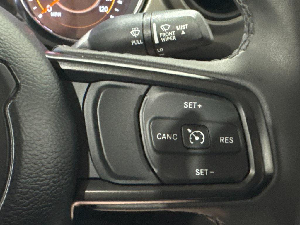 used 2023 Jeep Gladiator car, priced at $30,952