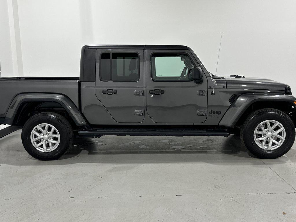 used 2023 Jeep Gladiator car, priced at $30,952