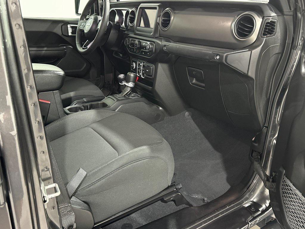 used 2023 Jeep Gladiator car, priced at $30,952