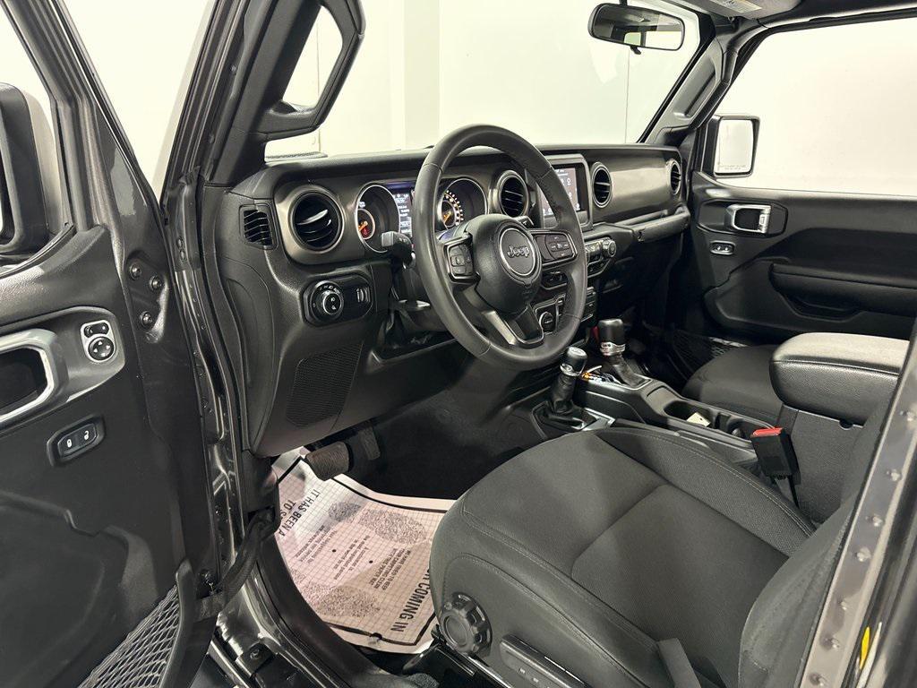 used 2023 Jeep Gladiator car, priced at $30,952