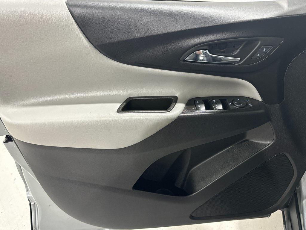 used 2023 Chevrolet Equinox car, priced at $18,984