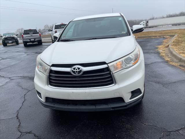 used 2014 Toyota Highlander car, priced at $12,900