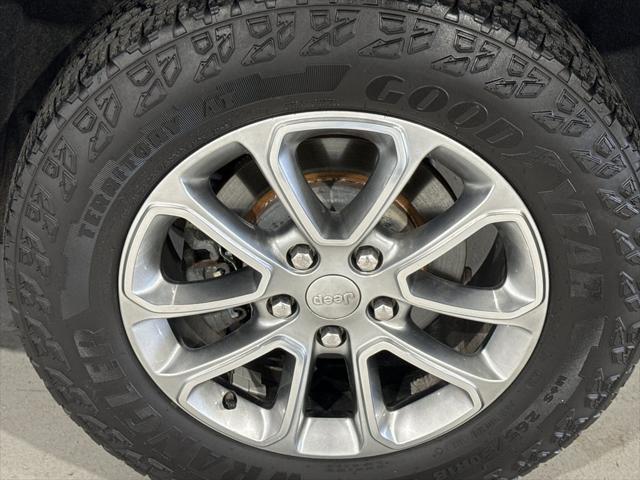 used 2016 Jeep Grand Cherokee car, priced at $12,770