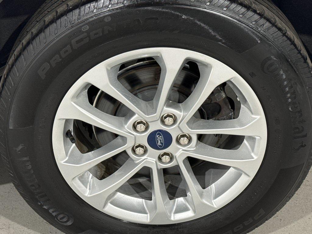 used 2022 Ford Escape car, priced at $22,586