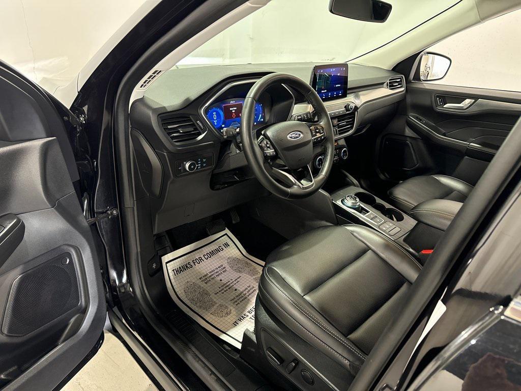 used 2022 Ford Escape car, priced at $24,972