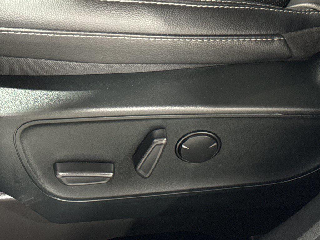 used 2022 Ford Escape car, priced at $24,972
