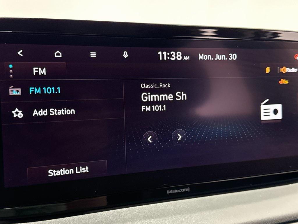 used 2023 Hyundai Santa Fe car, priced at $20,844