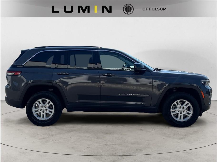 used 2022 Jeep Grand Cherokee car, priced at $25,795