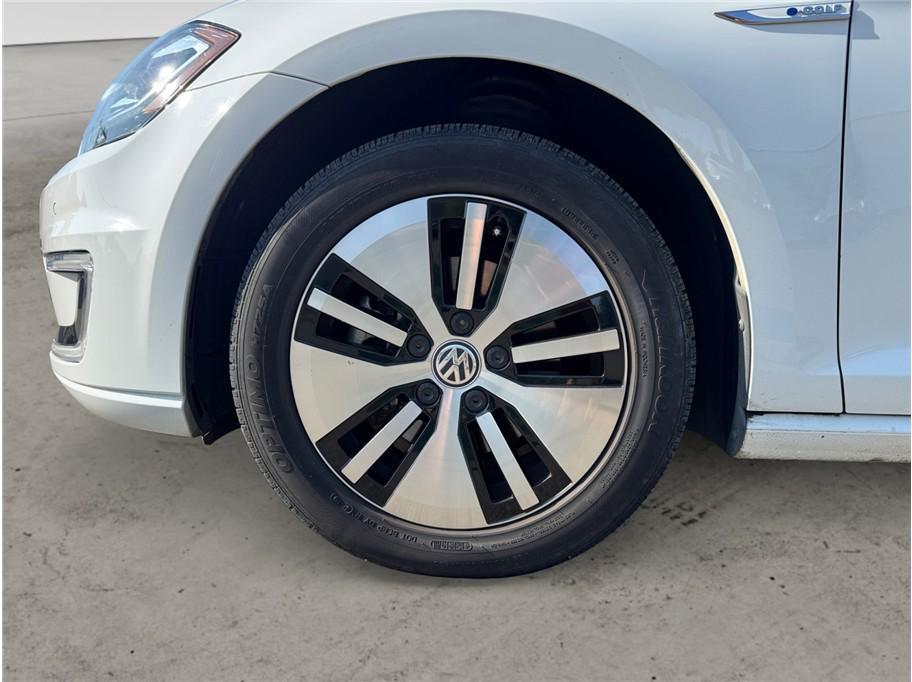 used 2017 Volkswagen e-Golf car, priced at $17,995