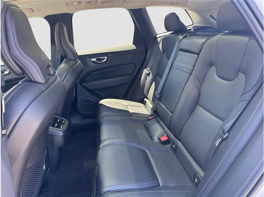 used 2022 Volvo XC60 car, priced at $23,595