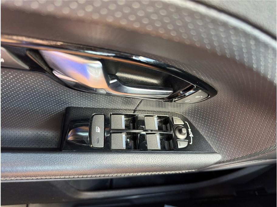 used 2014 Land Rover Range Rover Evoque car, priced at $13,995