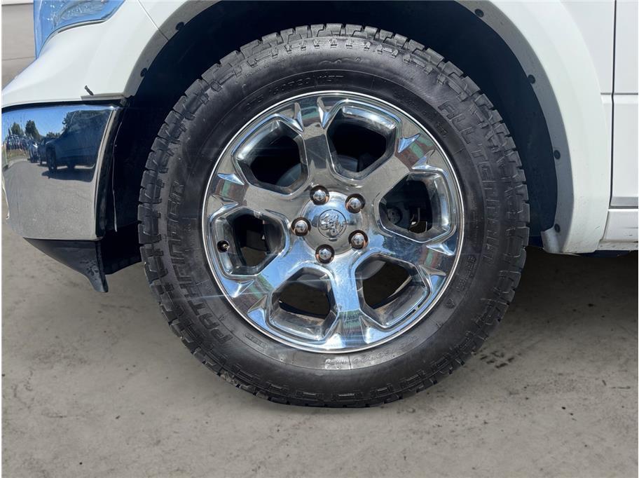 used 2018 Ram 1500 car, priced at $19,995