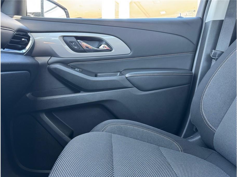 used 2018 Chevrolet Traverse car, priced at $17,995