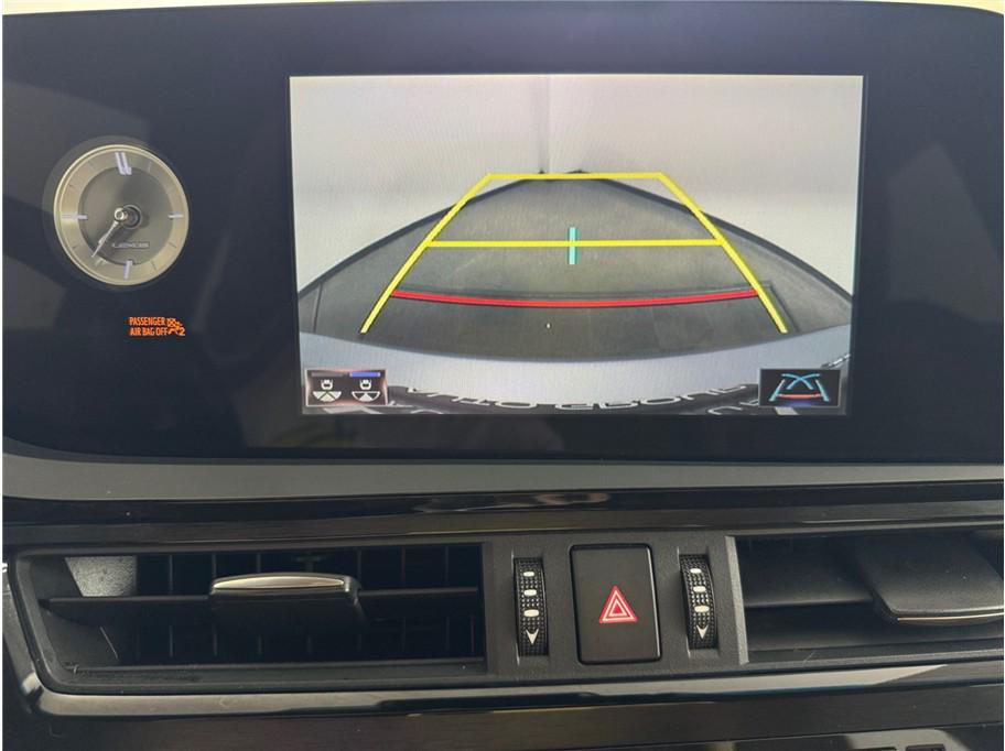 used 2022 Lexus ES 350 car, priced at $30,595