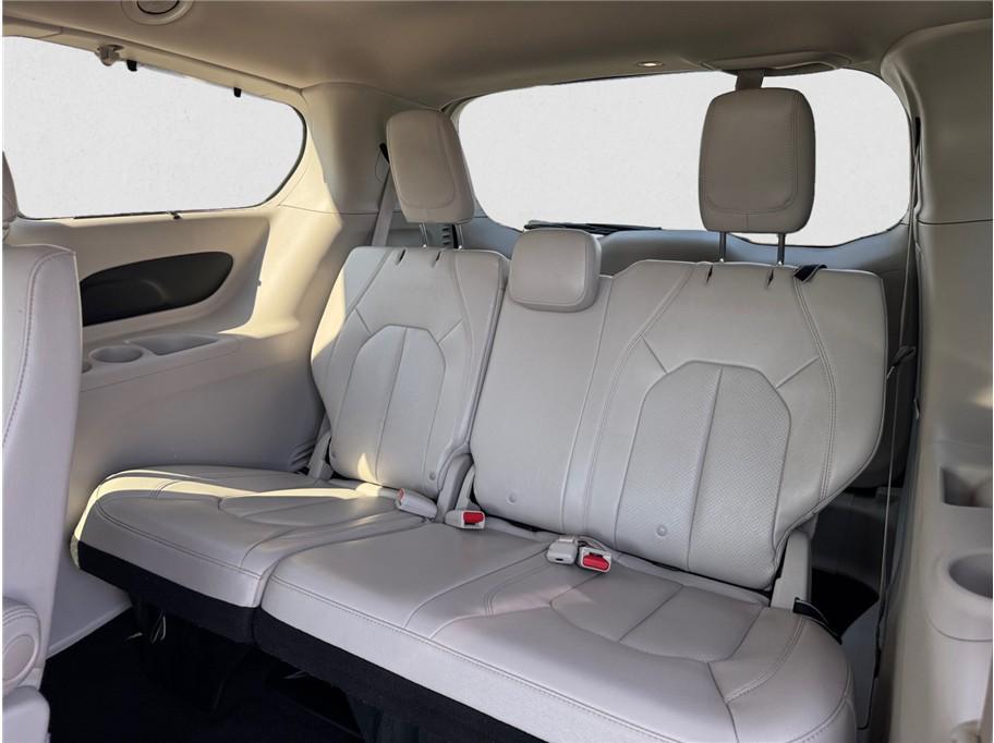 used 2021 Chrysler Pacifica car, priced at $21,995