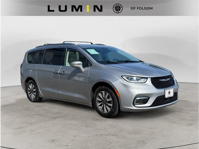 used 2021 Chrysler Pacifica car, priced at $22,995