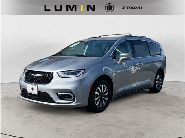 used 2021 Chrysler Pacifica car, priced at $22,995