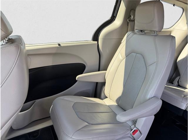 used 2021 Chrysler Pacifica car, priced at $22,995