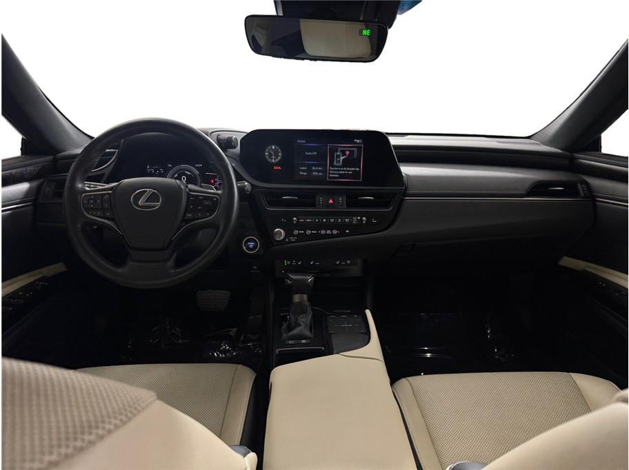 used 2022 Lexus ES 300h car, priced at $28,995