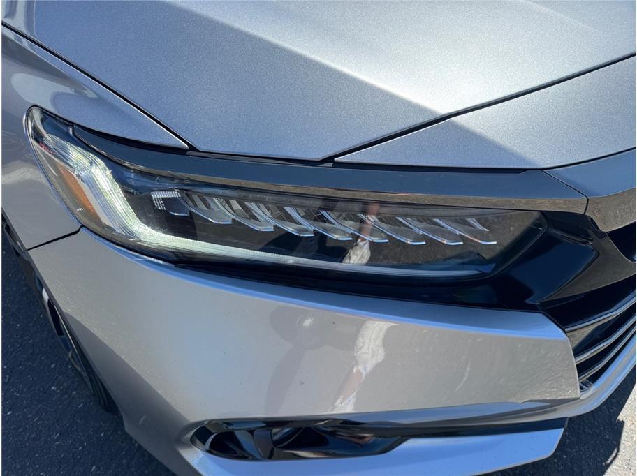 used 2022 Honda Accord Hybrid car, priced at $25,995
