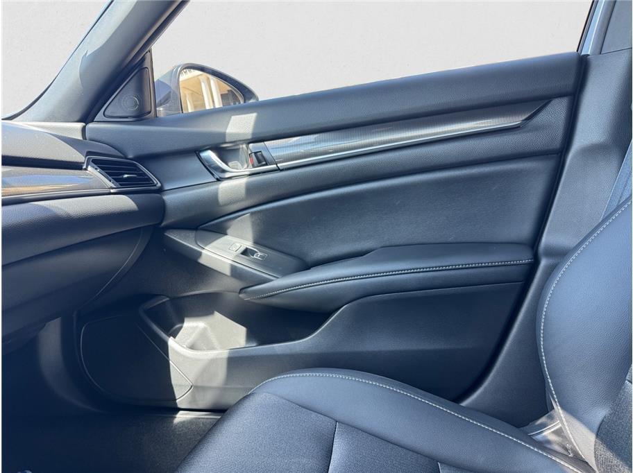 used 2022 Honda Accord Hybrid car, priced at $25,995