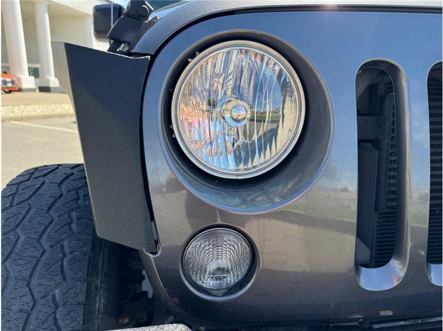 used 2016 Jeep Wrangler Unlimited car, priced at $21,995