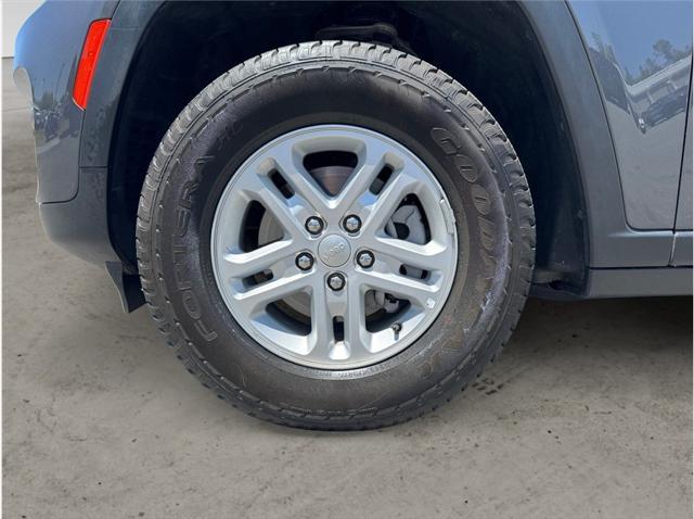used 2023 Jeep Grand Cherokee car, priced at $26,695