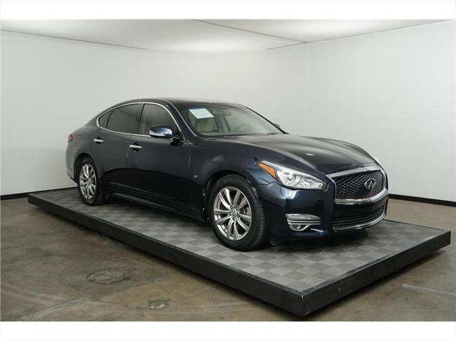 used 2018 INFINITI Q70 car, priced at $19,995