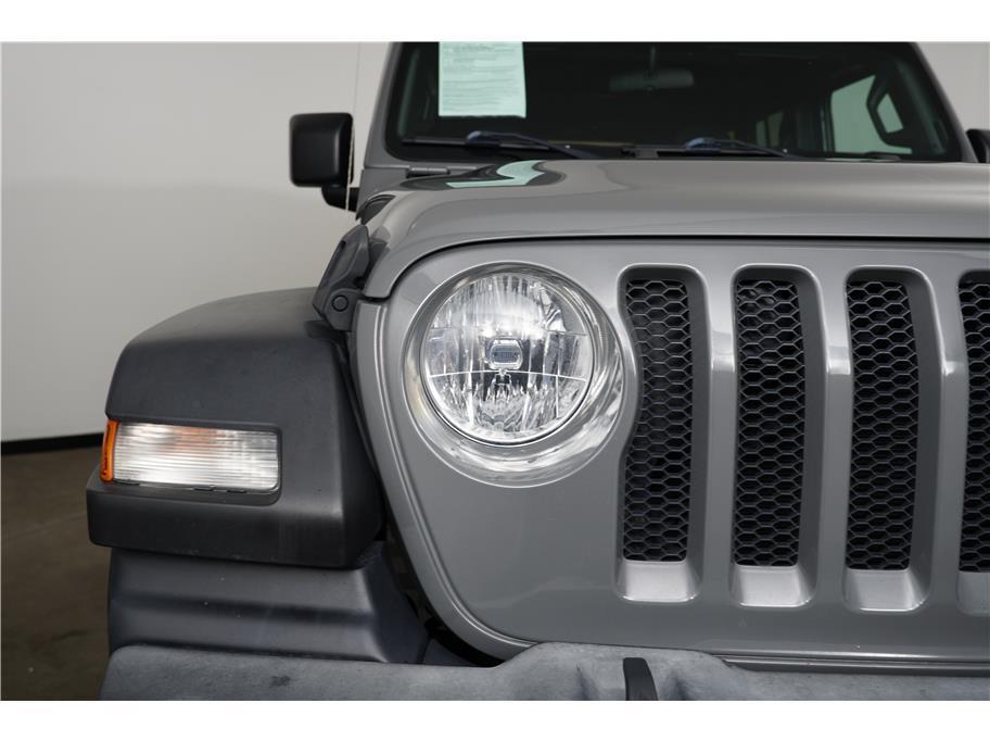 used 2020 Jeep Wrangler Unlimited car, priced at $25,595