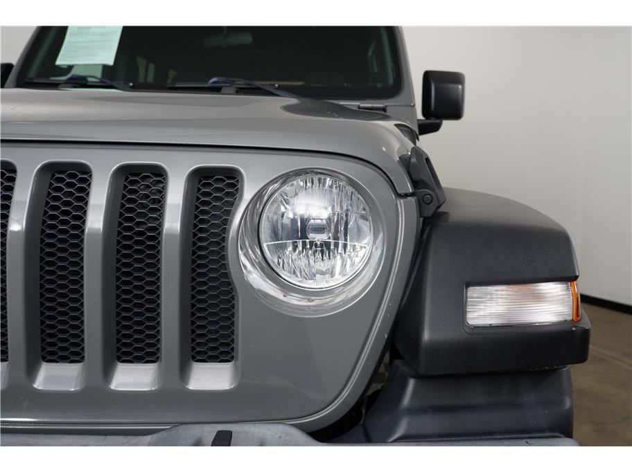 used 2020 Jeep Wrangler Unlimited car, priced at $25,595