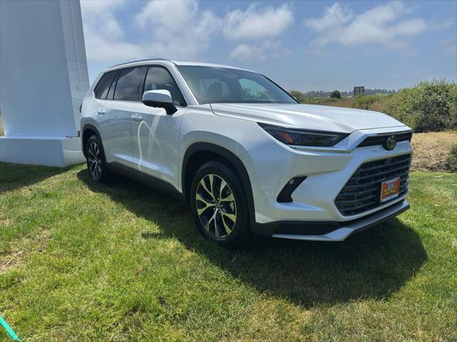new 2025 Toyota Grand Highlander Hybrid car, priced at $60,892