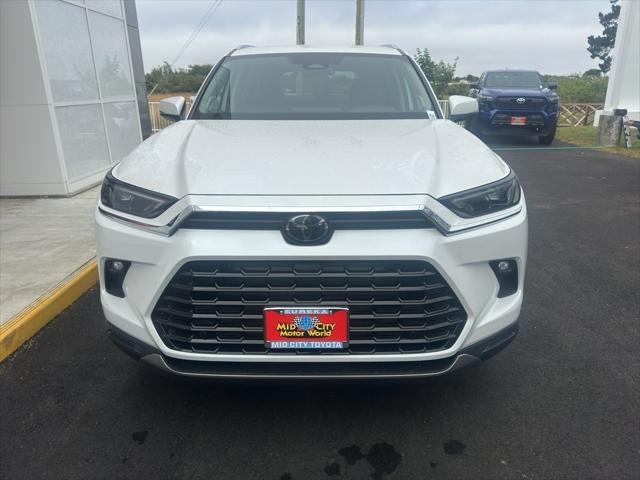 new 2025 Toyota Grand Highlander car, priced at $55,617