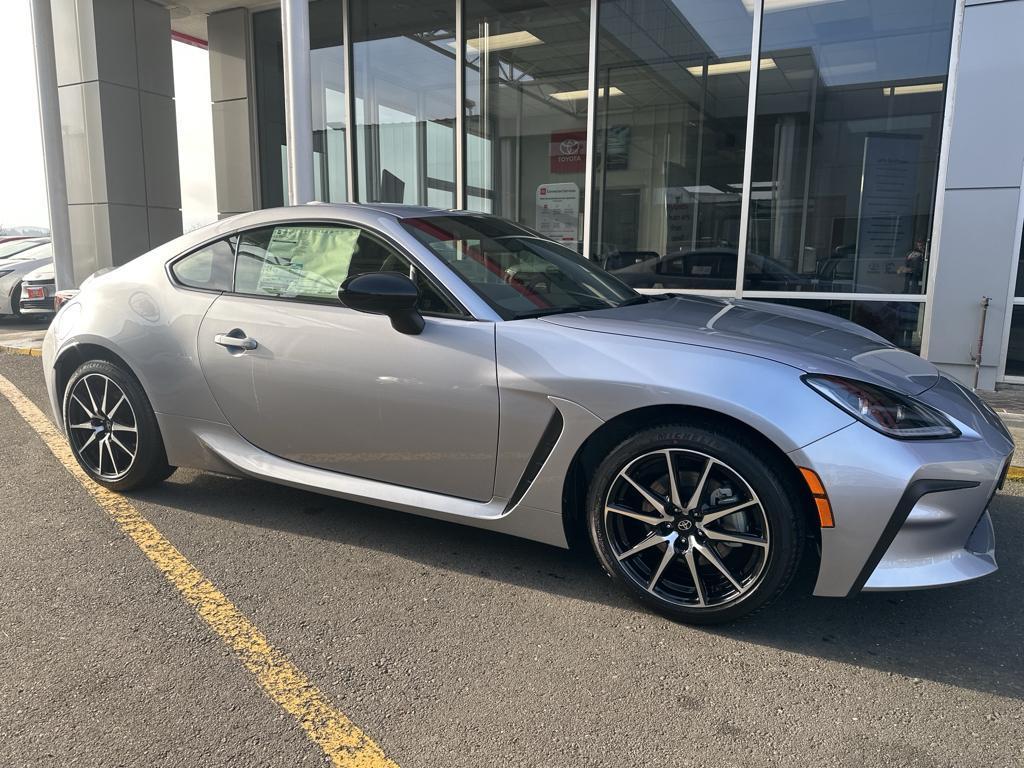 new 2025 Toyota GR86 car, priced at $32,793