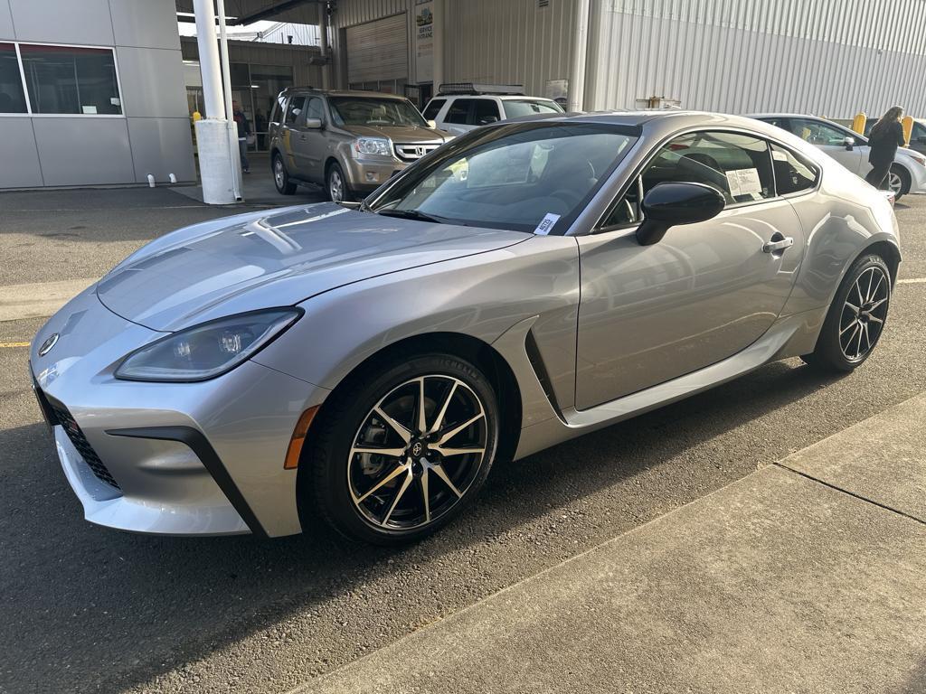 new 2025 Toyota GR86 car, priced at $32,793