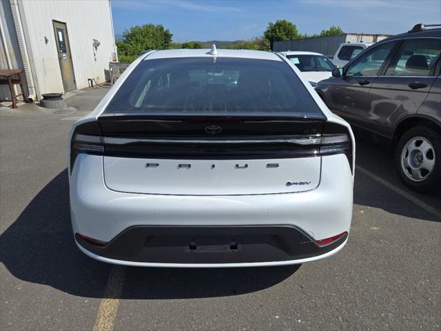 new 2025 Toyota Prius car, priced at $35,478