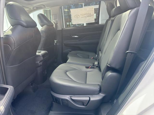 new 2025 Toyota Grand Highlander car, priced at $48,995