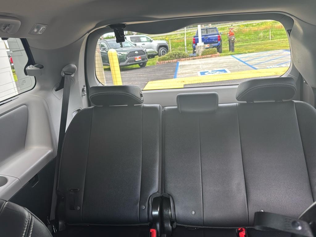 used 2017 Toyota Sienna car, priced at $27,999