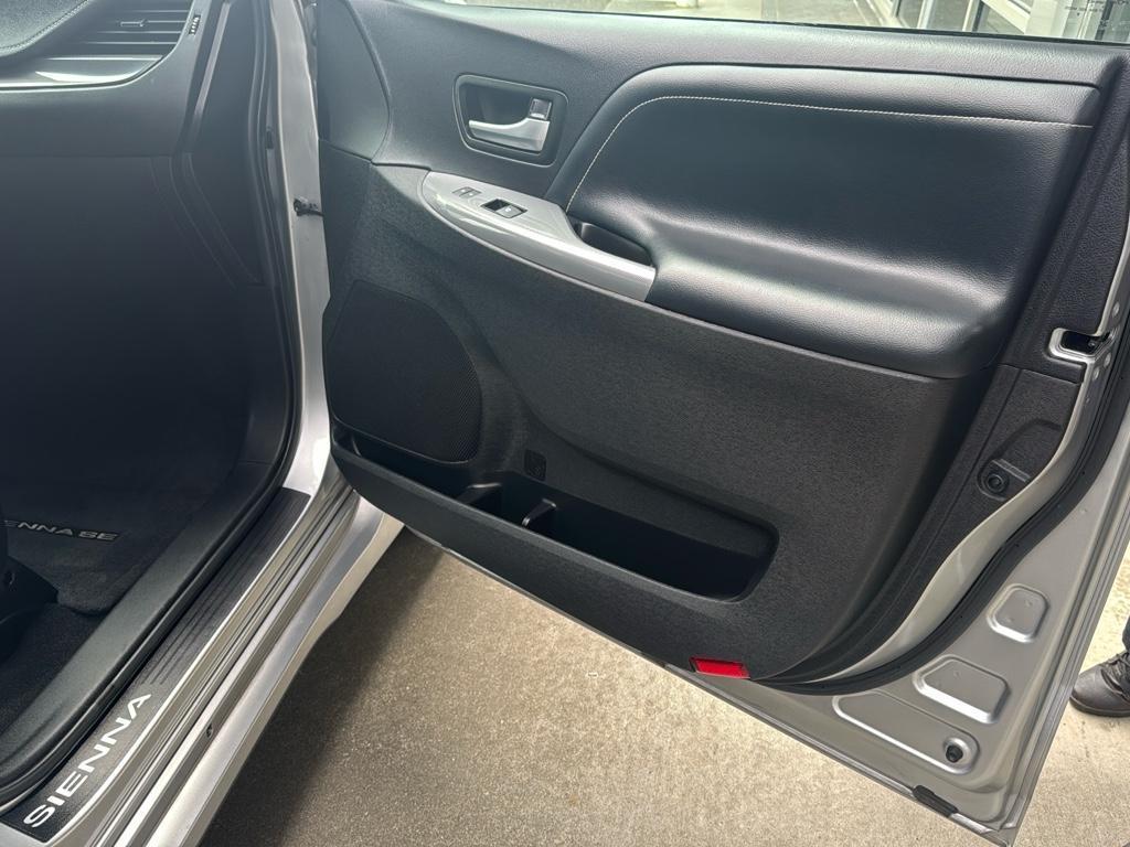 used 2017 Toyota Sienna car, priced at $27,999