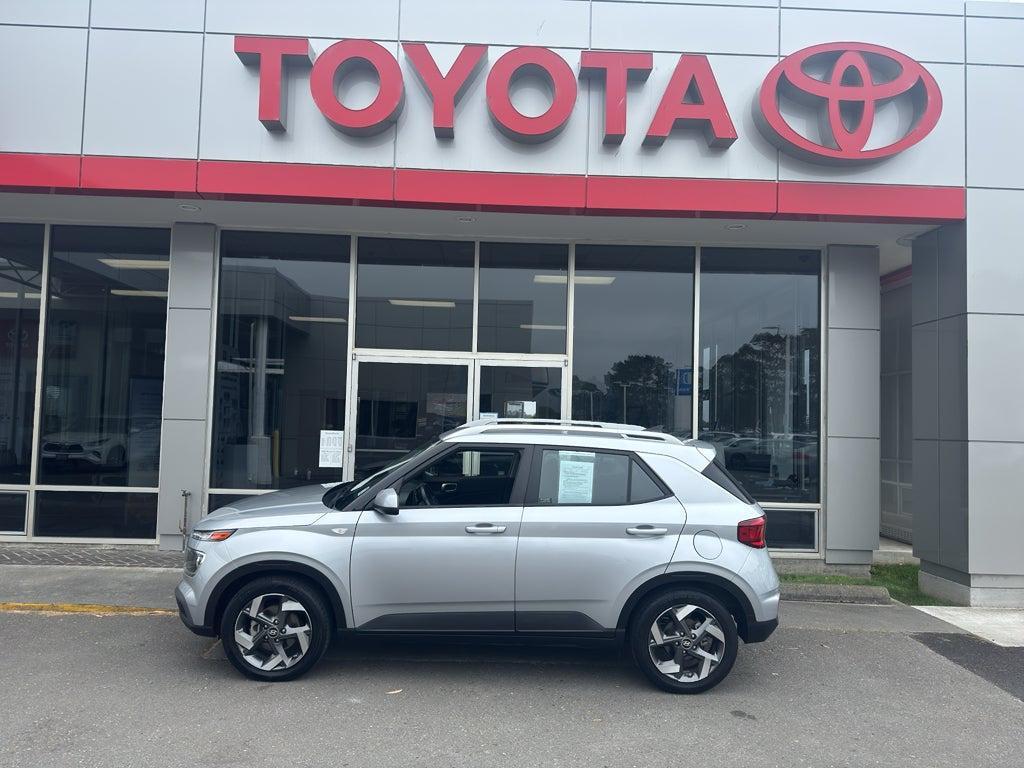 used 2021 Hyundai Venue car, priced at $15,500