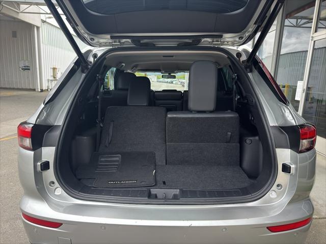 used 2023 Mitsubishi Outlander car, priced at $25,900