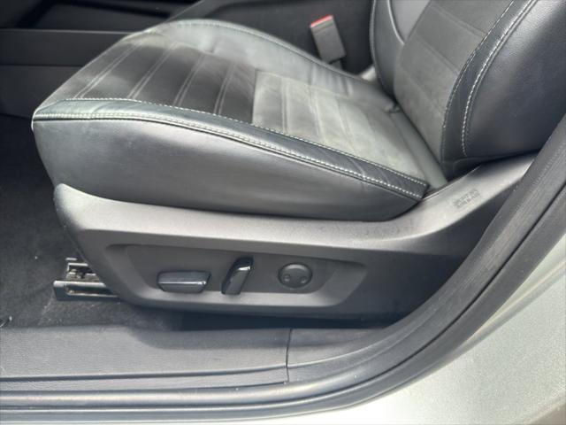 used 2023 Mitsubishi Outlander car, priced at $25,900
