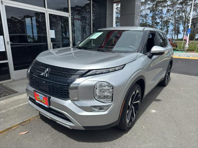 used 2023 Mitsubishi Outlander car, priced at $25,900